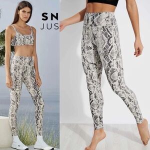 ALO Yoga High Waist Vapor Leggings Snakeskin Bone Size Medium